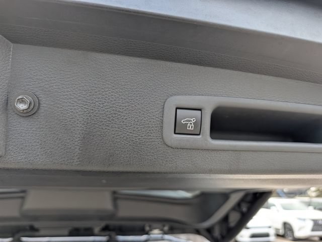 Certified 2026 Toyota Sienna XLE FWD image 28