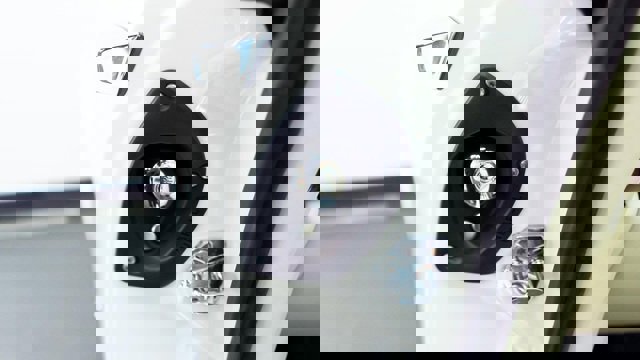 Used 2011 Rolls-Royce Phantom Drophead Coupe image 39