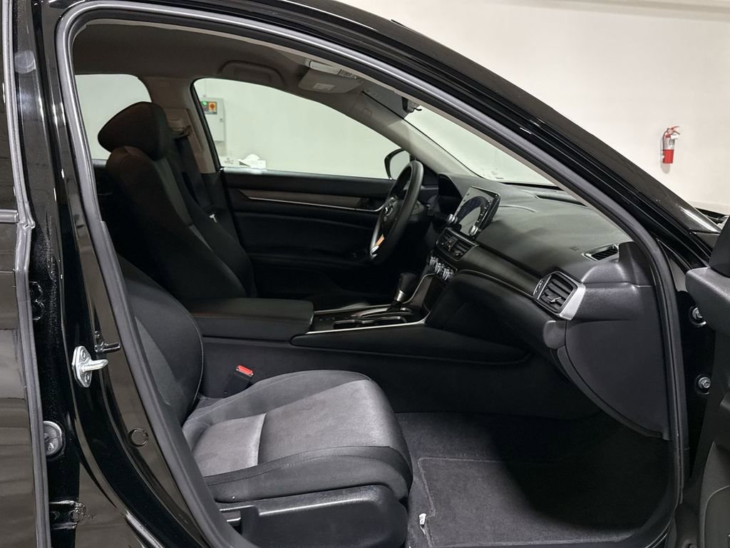 Used 2022 Honda Accord LX image 21