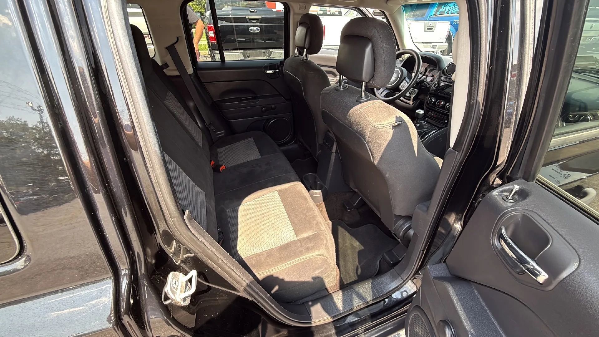 Used 2014 Jeep Patriot Sport image 11