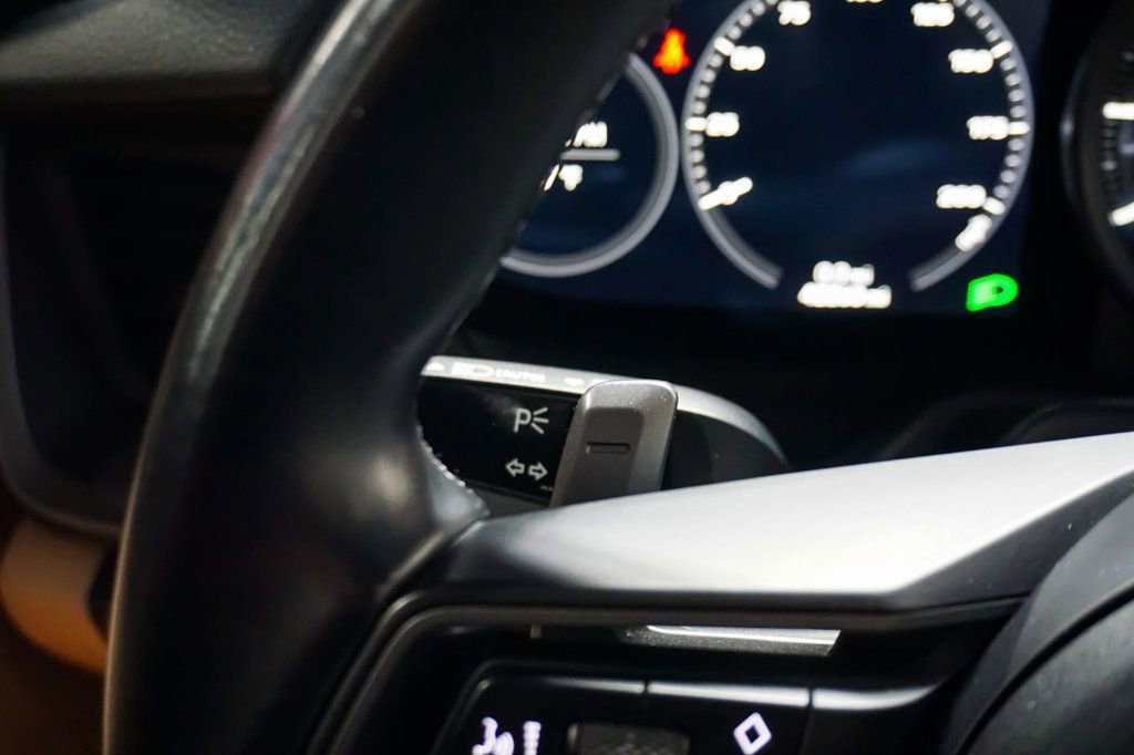 Used 2021 Porsche 911 Carrera image 32