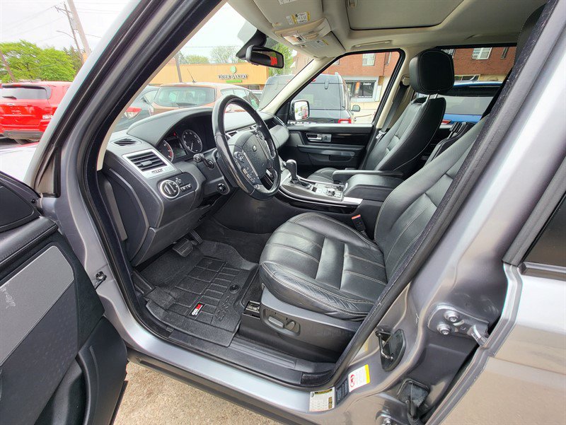 Used 2011 Land Rover Range Rover Sport HSE LUX AWD/4WD image 7