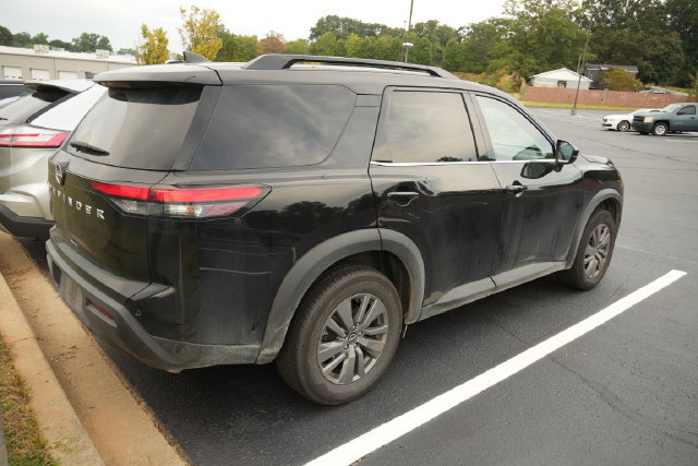 Used 2025 Nissan Pathfinder SV FWD image 22