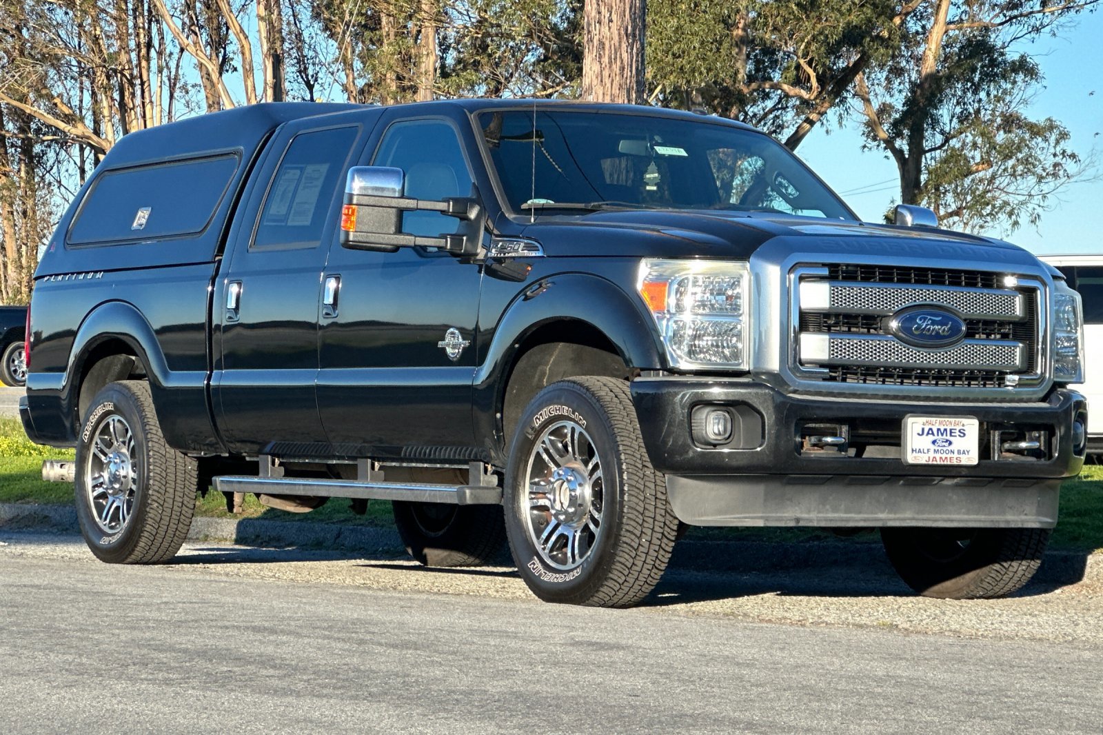 Used 2015 Ford F250 Platinum w/ FX4 Off-Road Package image 7