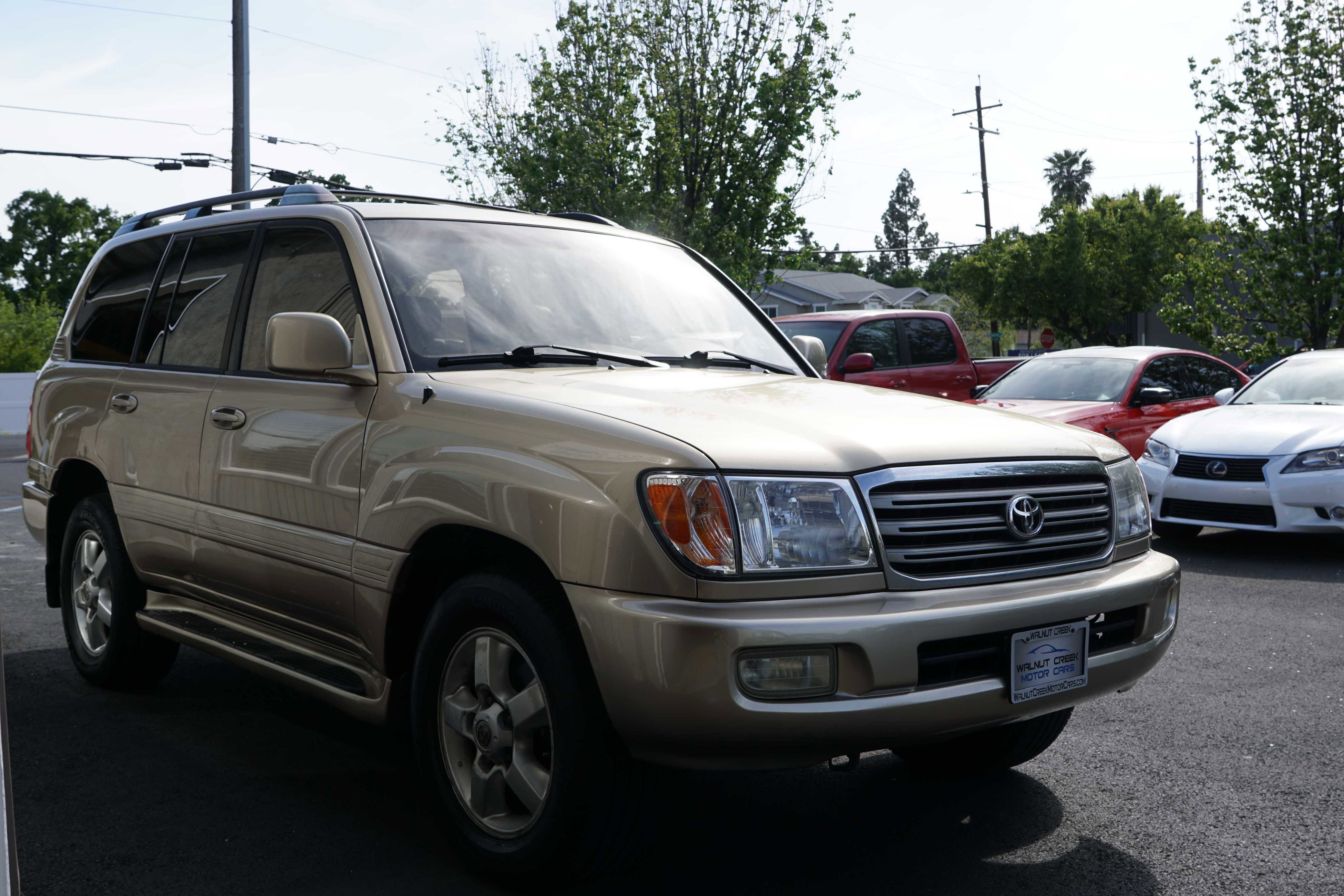 Used 2003 Toyota Land Cruiser image 9