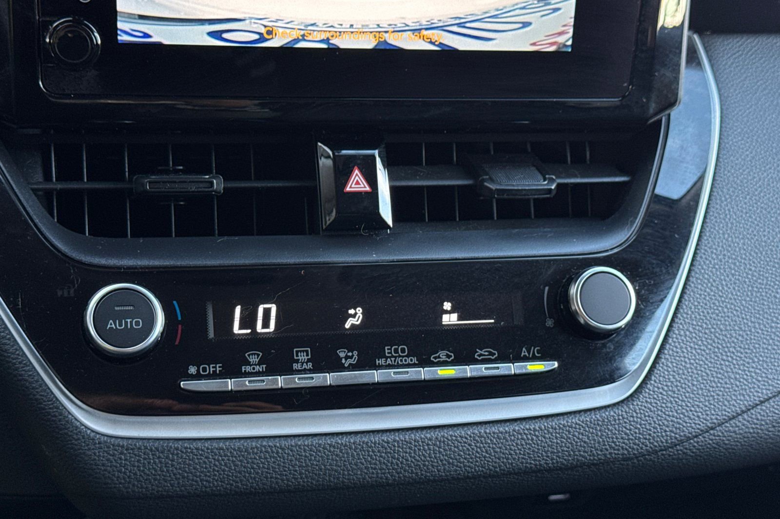 Used 2024 Toyota Corolla LE image 19