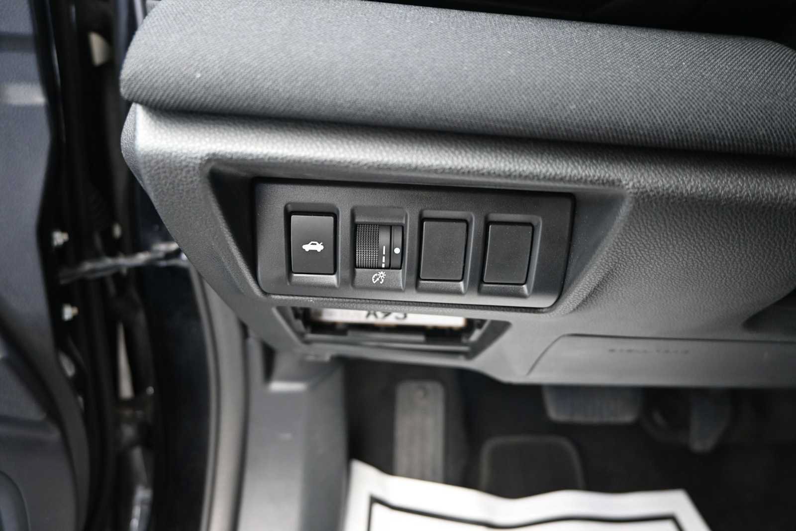 Used 2024 Subaru Legacy AWD/4WD image 17