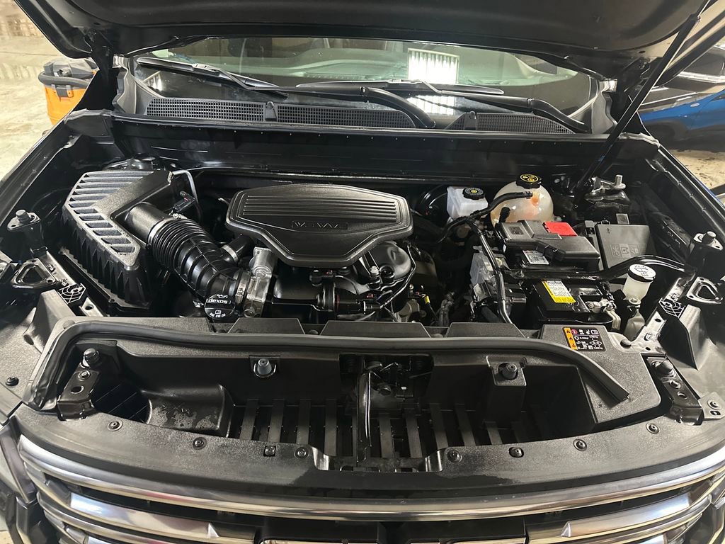 Certified 2023 GMC Acadia AT4 w/ Preferred Package AWD/4WD image 10