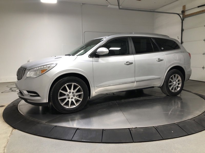 Used 2017 Buick Enclave Leather image 4