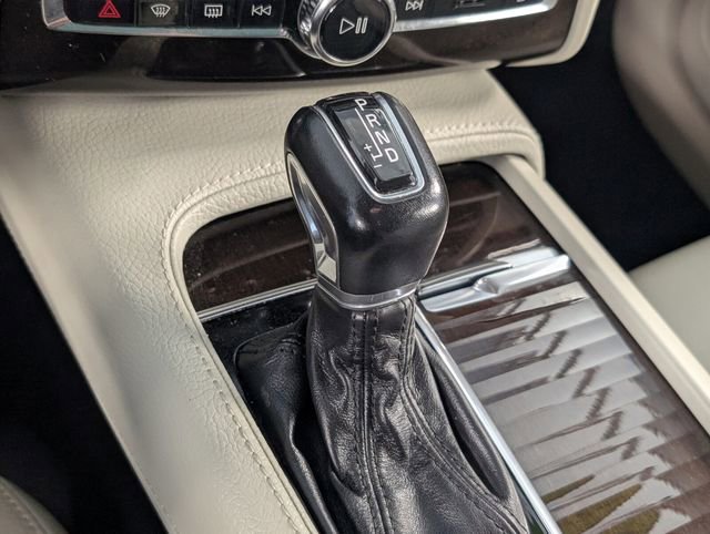 Used 2019 Volvo XC90 T6 Momentum w/ Advanced Package image 22