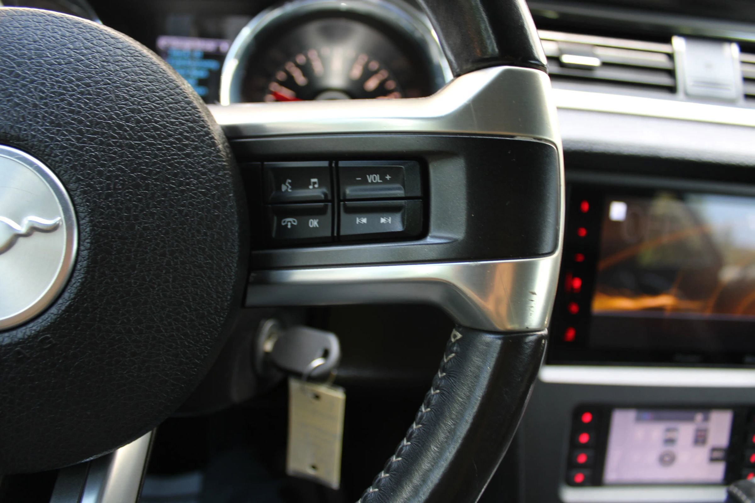 Used 2014 Ford Mustang Premium RWD image 10