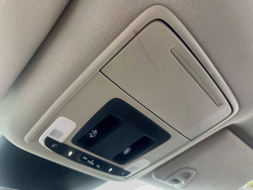 Used 2024 Honda Pilot Touring image 36