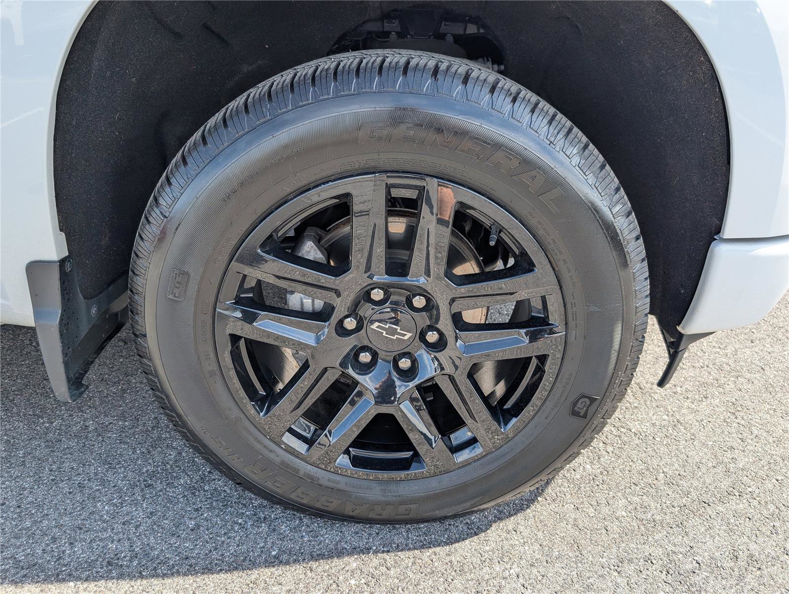 Used 2022 Chevrolet Silverado 1500 Custom w/ Rally Edition image 9