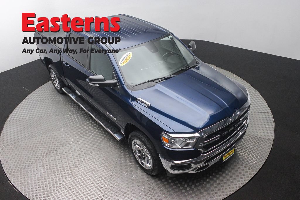 Used 2022 RAM 1500 Big Horn AWD/4WD image 3