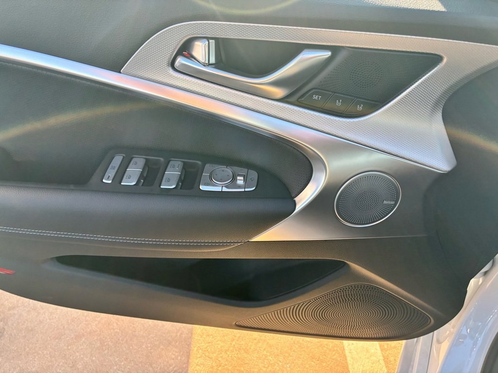 New 2026 Genesis G70 2.5T Prestige image 19