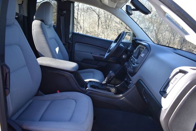 Used 2020 Chevrolet Colorado W/T w/ WT Convenience Package image 13