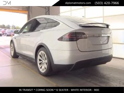 Used 2017 Tesla Model X 90D AWD/4WD image 8