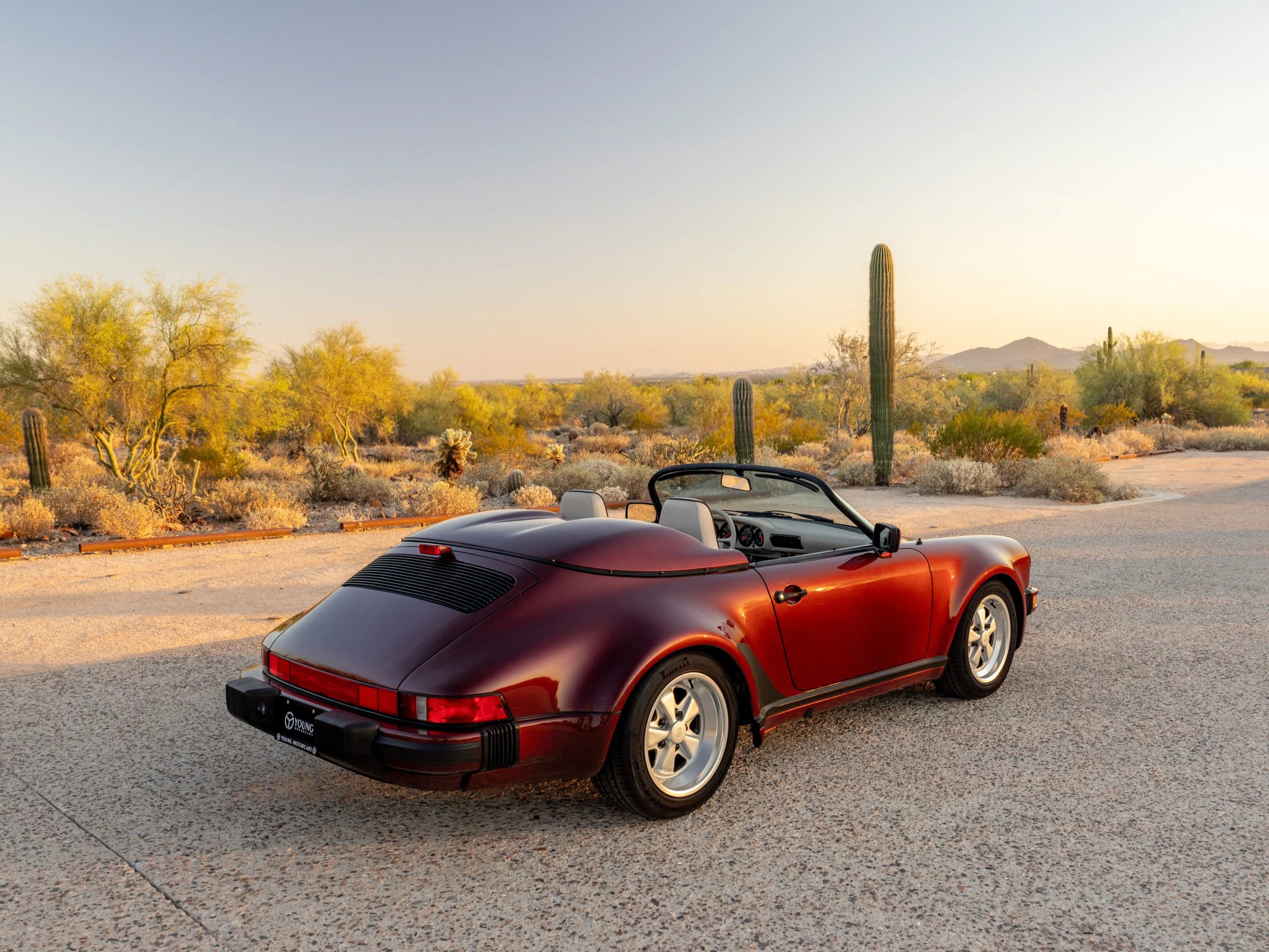 Used 1989 Porsche 911 Carrera RWD image 29