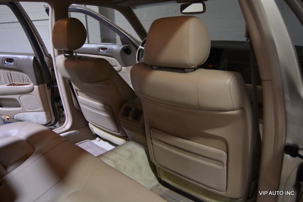 Used 1995 Lexus LS 400 image 24