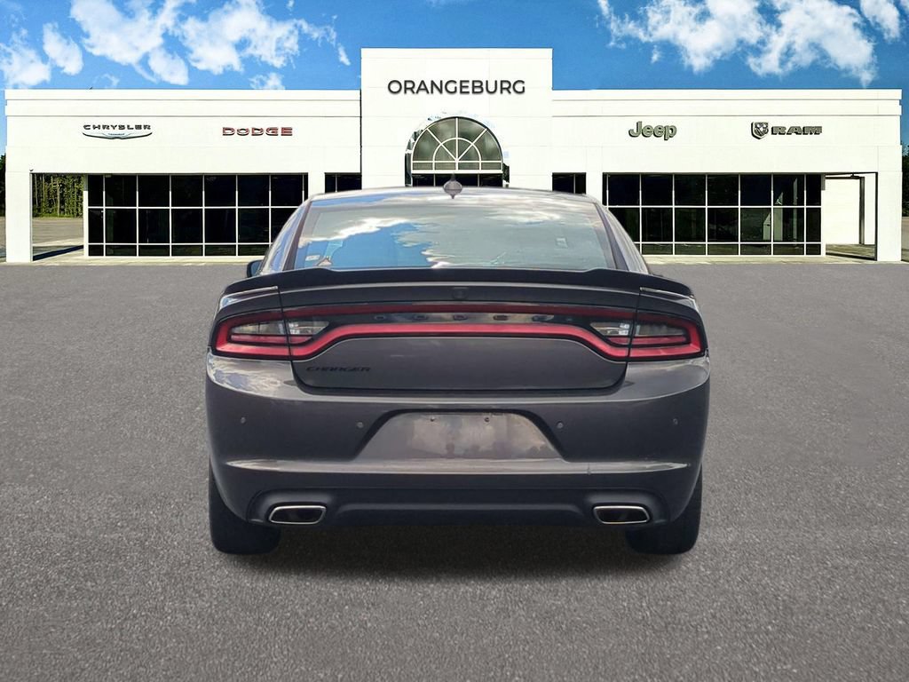 Used 2023 Dodge Charger SXT w/ Blacktop Package RWD image 7
