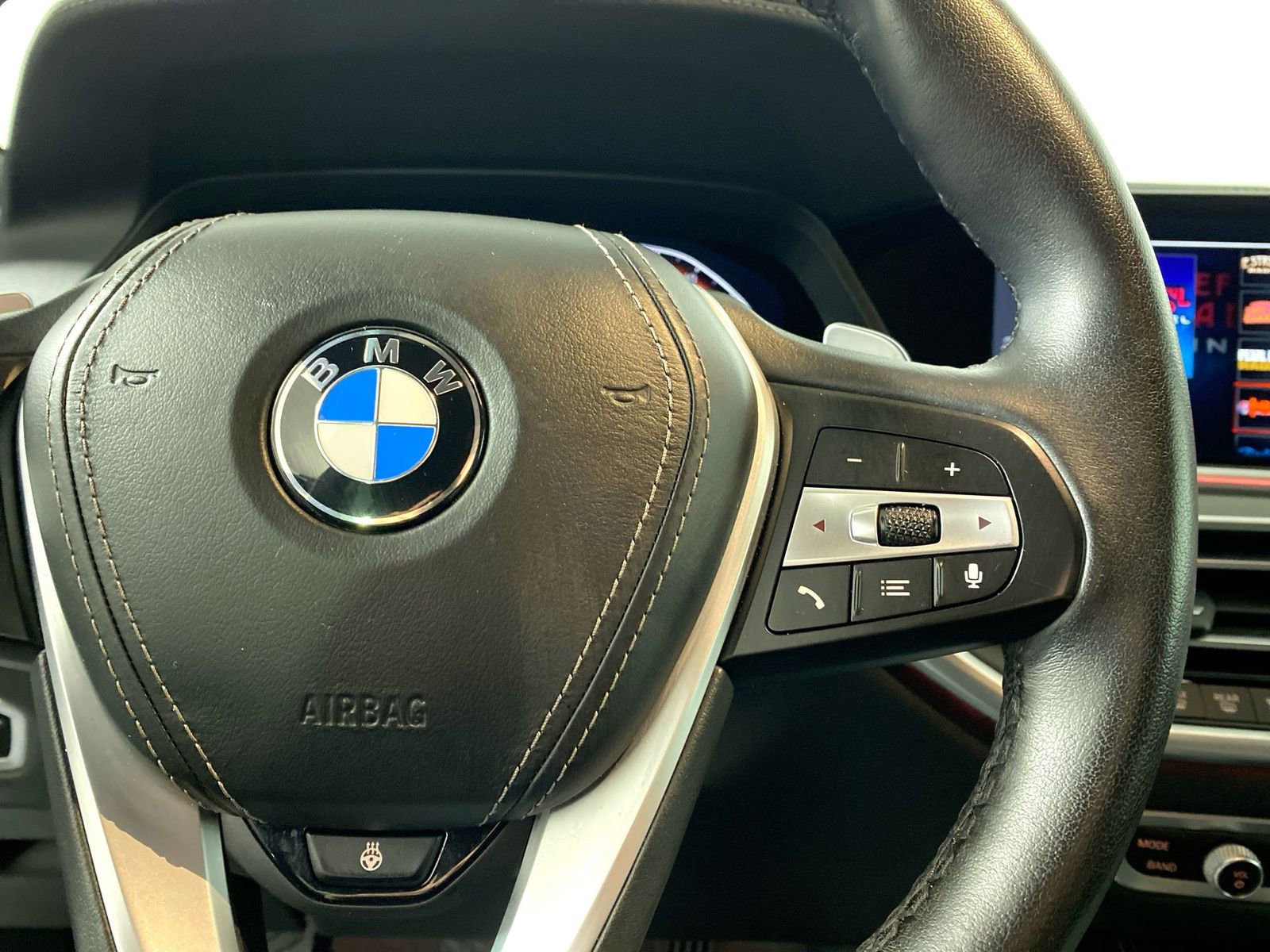 Used 2022 BMW X5 xDrive40i w/ Premium Package image 14