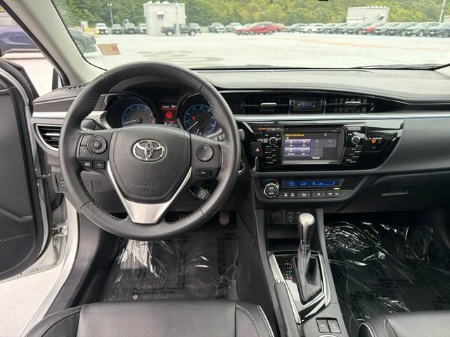 Used 2016 Toyota Corolla S Premium FWD image 12