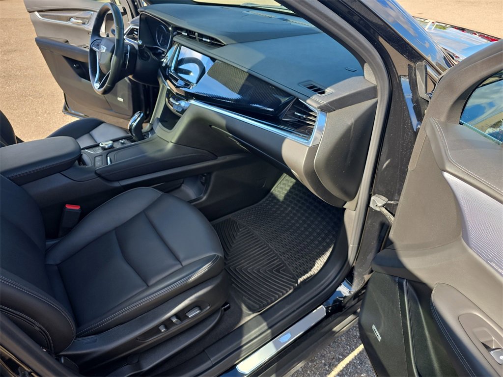 Certified 2024 Cadillac XT6 Sport image 10