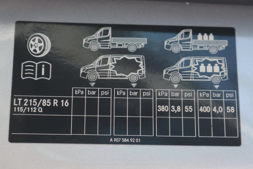 Used 2020 Mercedes-Benz Sprinter 3500 image 50