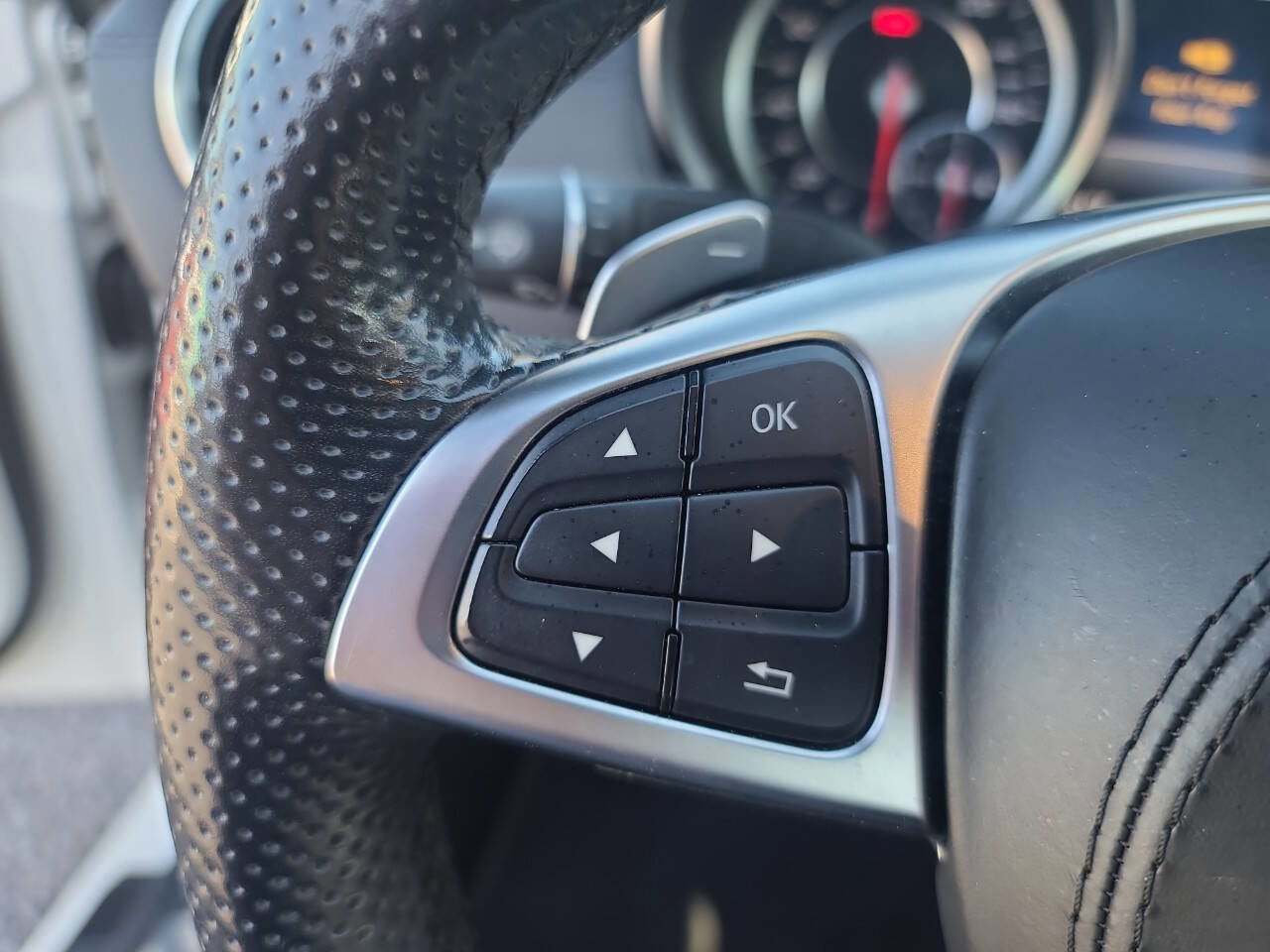 Used 2017 Mercedes-Benz SL 450 image 19