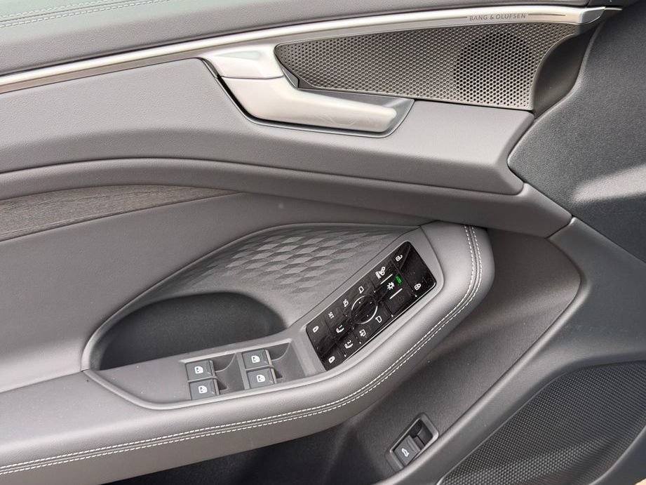 New 2026 Audi A6 Premium Plus AWD/4WD image 15