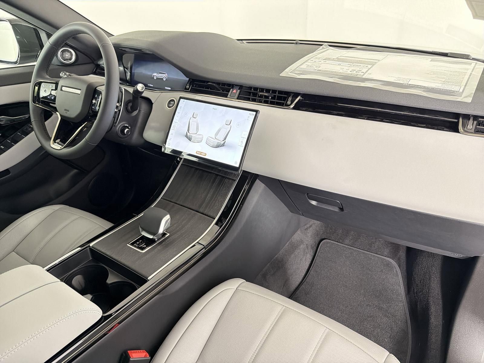 New 2026 Land Rover Range Rover Evoque S image 35