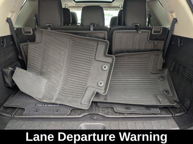 Used 2024 Nissan Pathfinder Platinum image 26