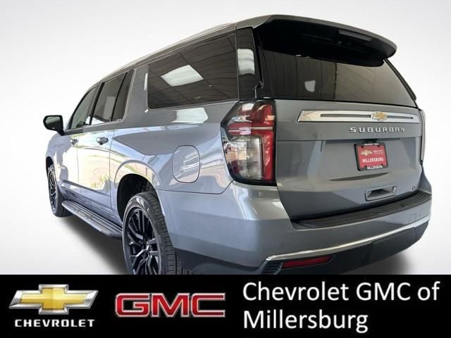 Used 2021 Chevrolet Suburban LT AWD/4WD image 6