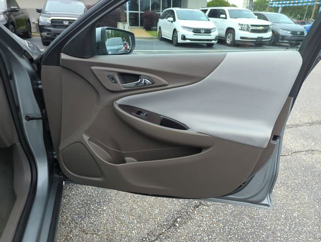 Used 2024 Chevrolet Malibu LT FWD image 32