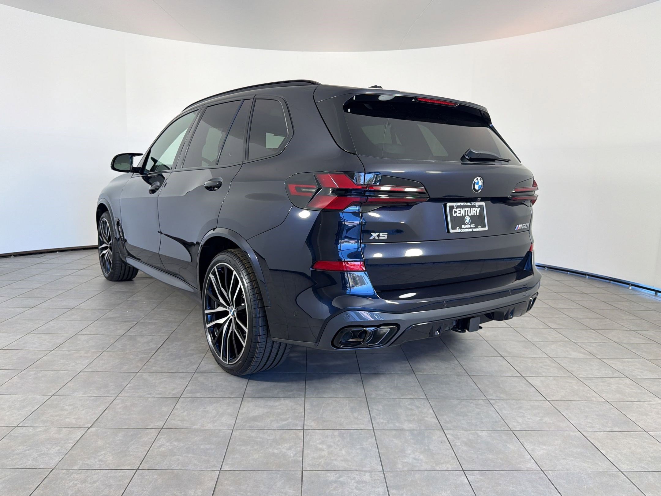 New 2026 BMW X5 M60i AWD/4WD image 3