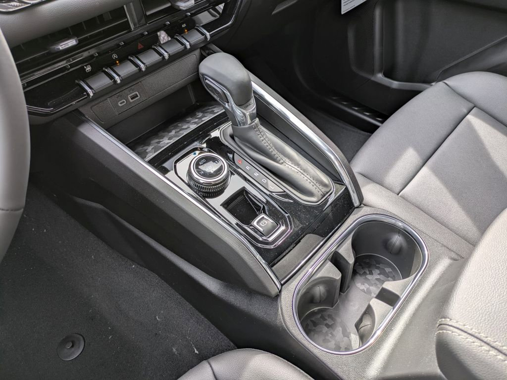 New 2026 GMC Canyon Elevation w/ Convenience Package image 25