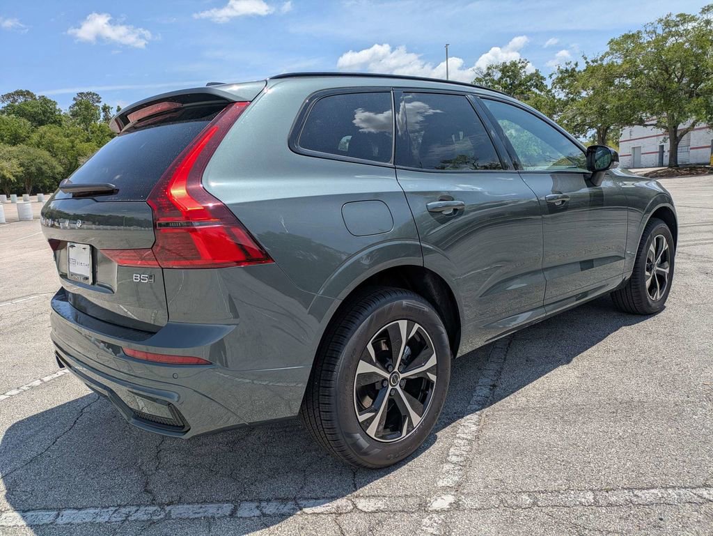 New 2026 Volvo XC60 B5 Core AWD/4WD image 6