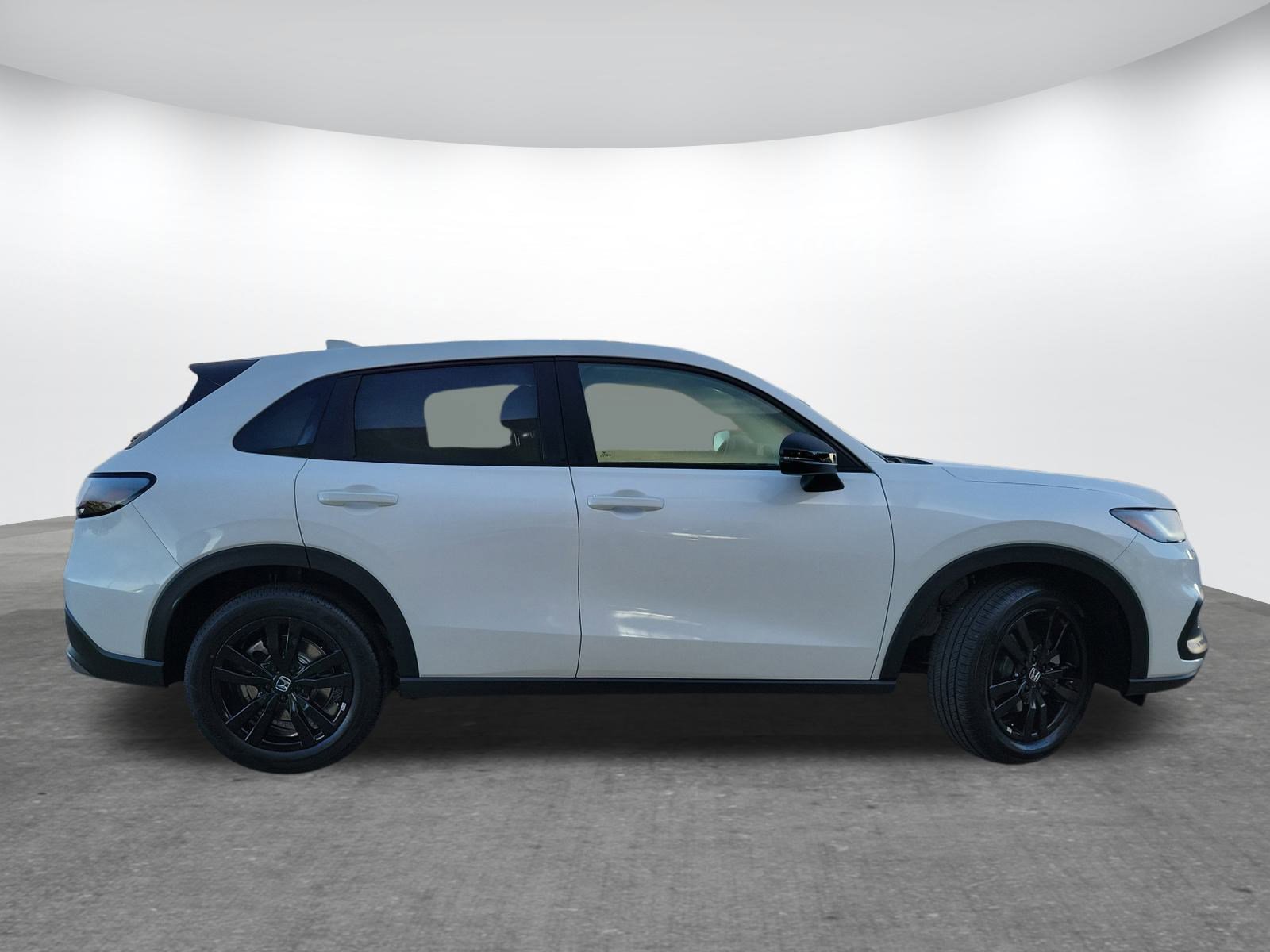 New 2026 Honda HR-V Sport image 4