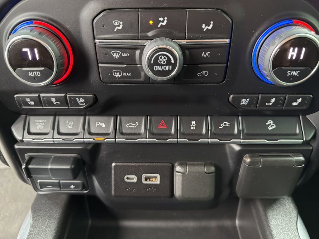 Used 2022 Chevrolet Silverado 2500 LTZ w/ LTZ Convenience Package image 47