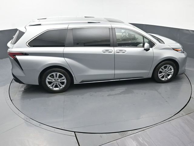 Certified 2023 Toyota Sienna Platinum image 49
