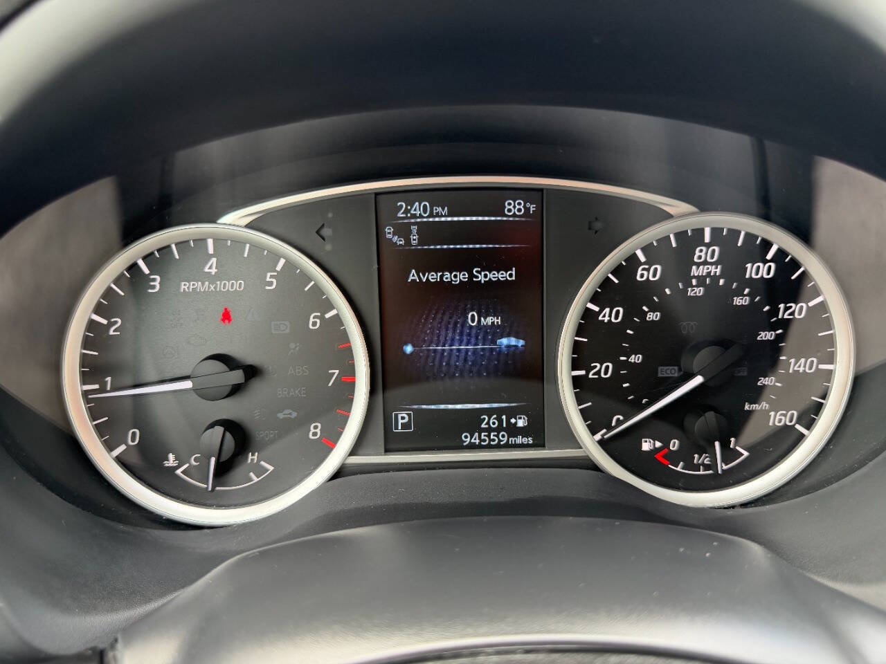 Used 2016 Nissan Sentra SR w/ SR Premium Package FWD image 21