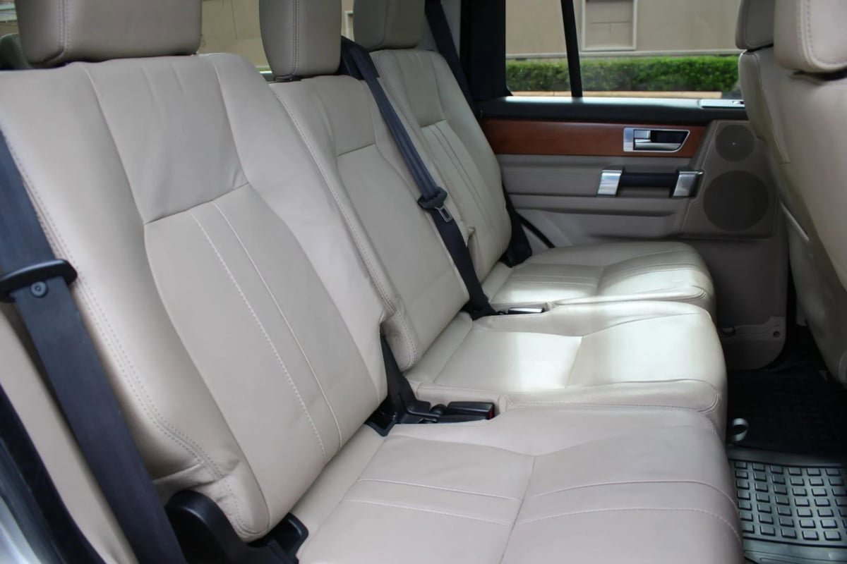 Used 2016 Land Rover LR4 HSE AWD/4WD image 32