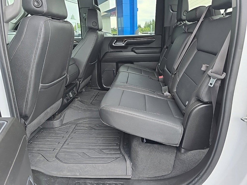 Used 2024 GMC Sierra 3500 SLT image 26