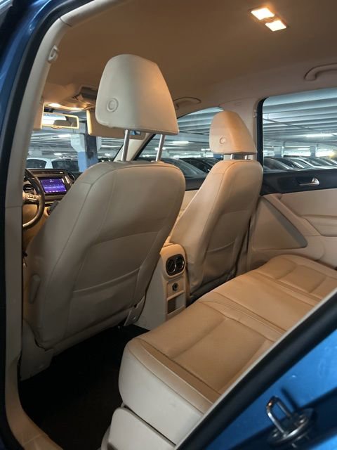 Used 2017 Volkswagen Tiguan S FWD image 5