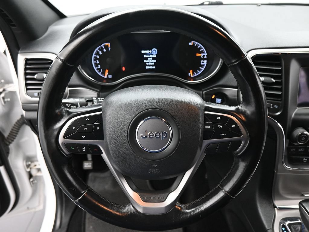 Used 2021 Jeep Grand Cherokee Laredo RWD image 12