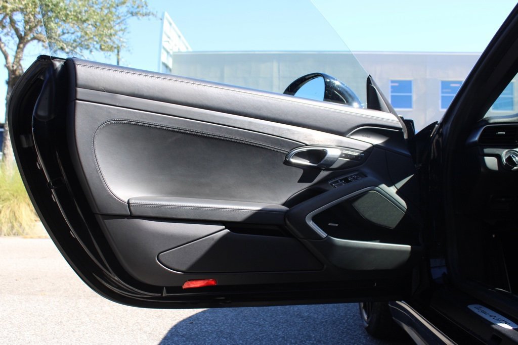 Used 2019 Porsche 911 Targa 4 GTS image 17