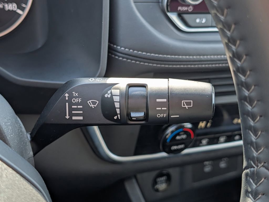 Used 2025 Nissan Rogue SV image 37