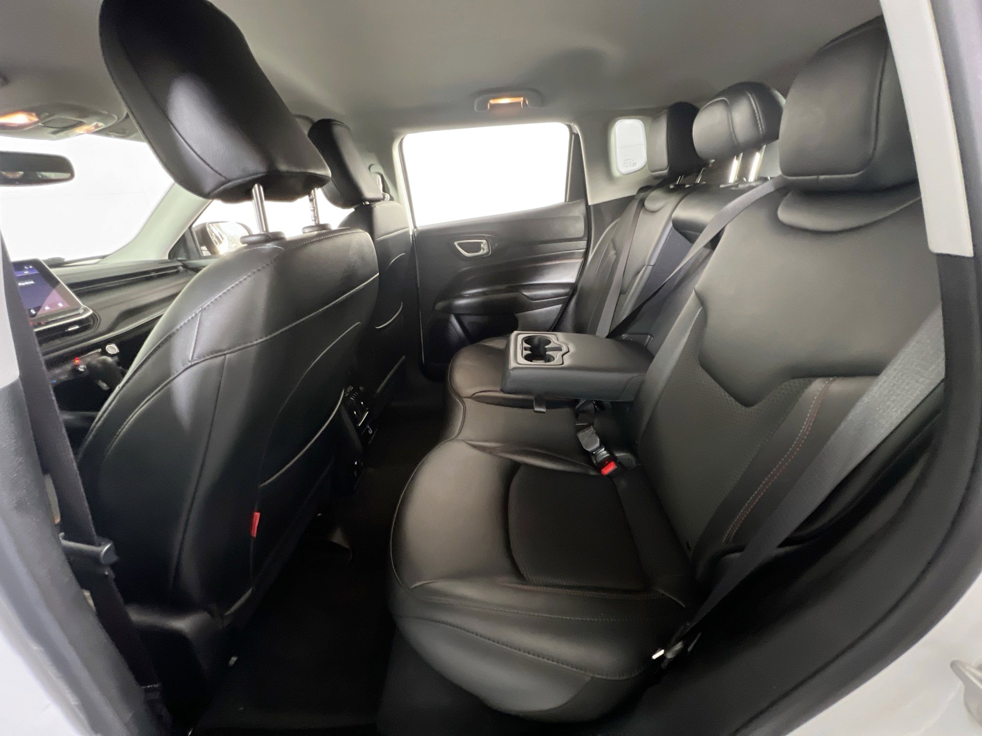 Used 2022 Jeep Compass Trailhawk w/ Trailhawk Convenience Group image 23