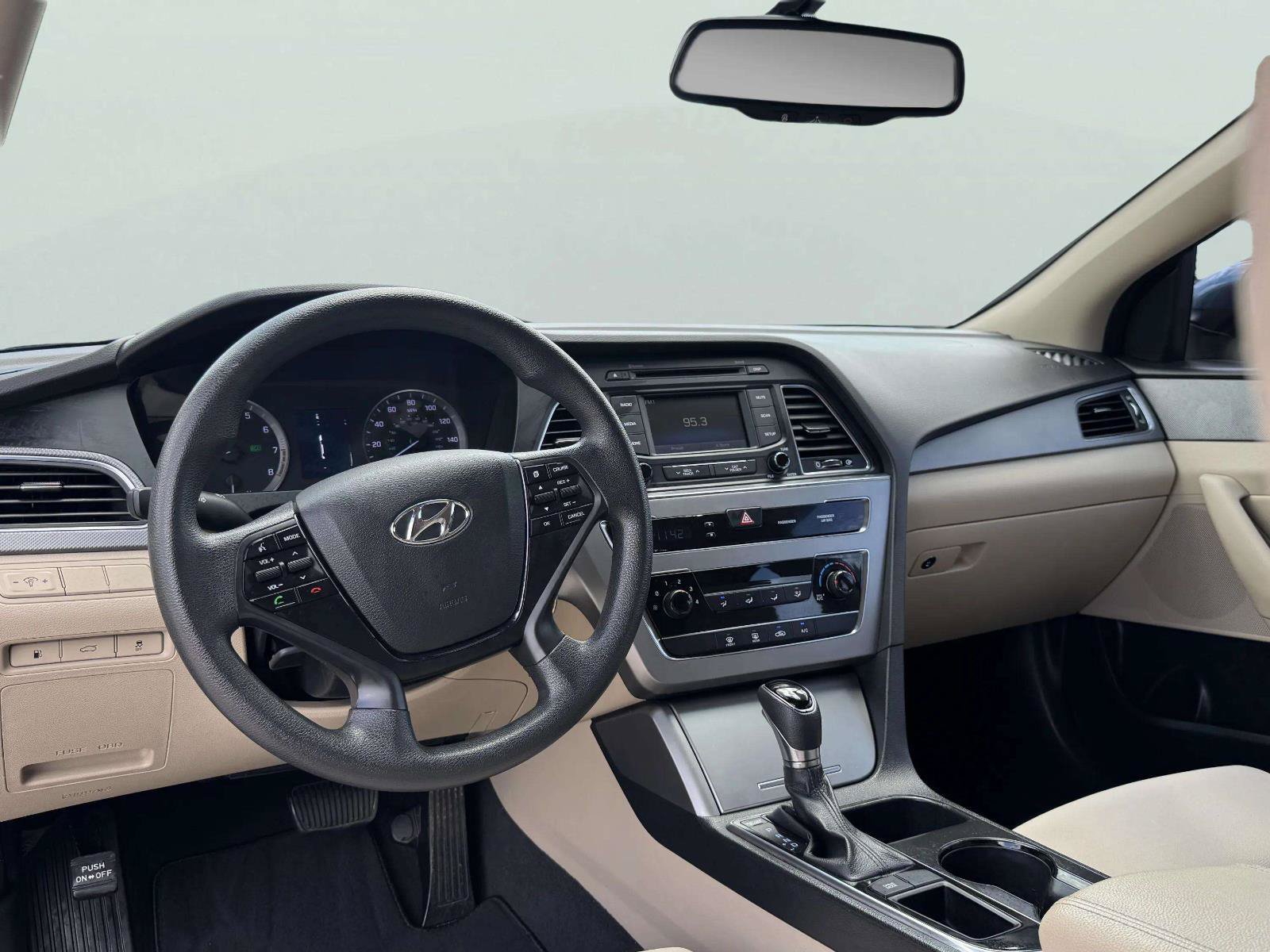 Used 2015 Hyundai Sonata SE FWD image 23
