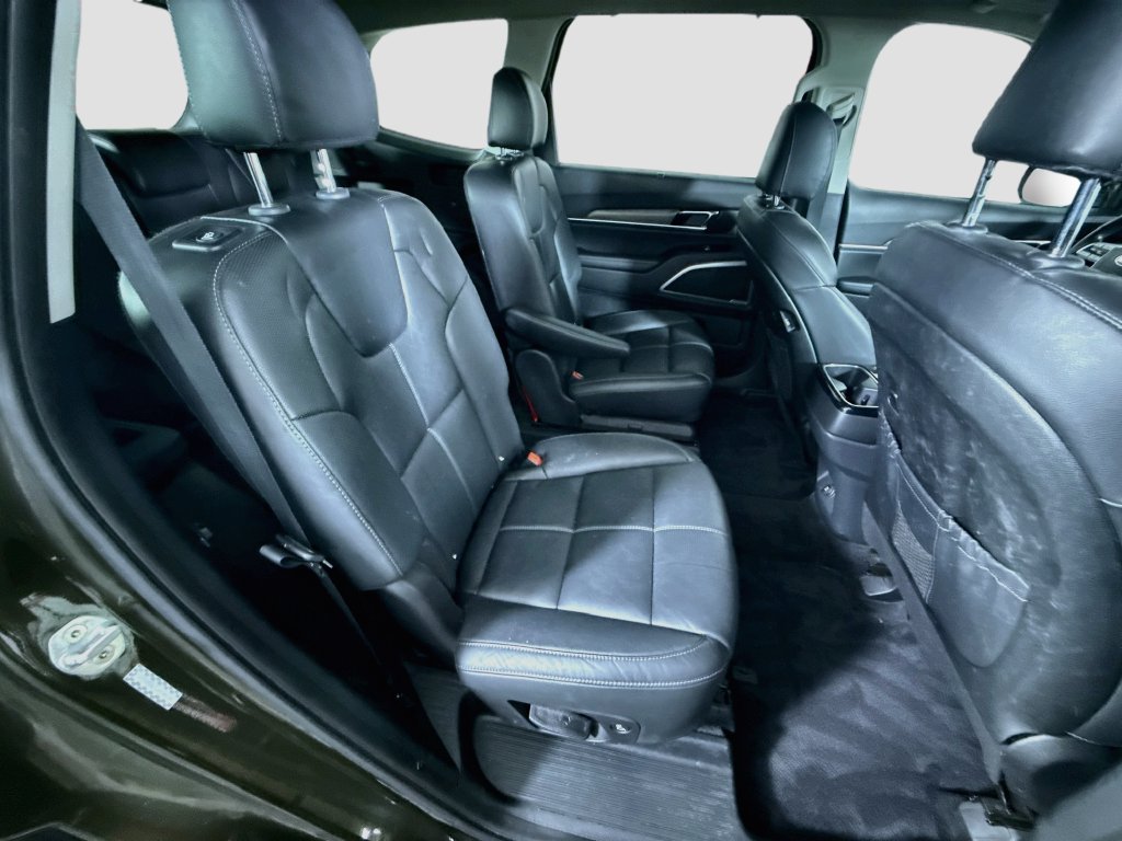 Used 2020 Kia Telluride EX w/ EX Premium Package AWD/4WD image 33